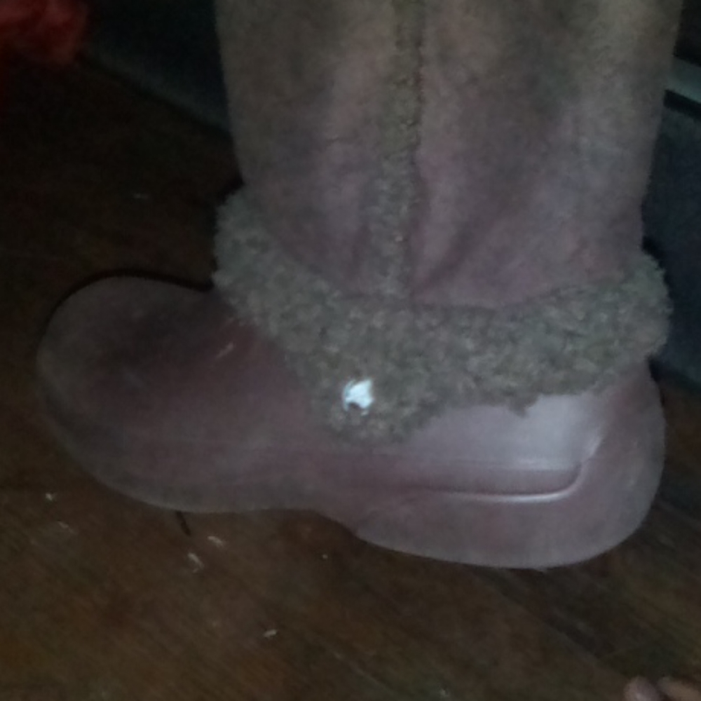 Brown vintage croc boots